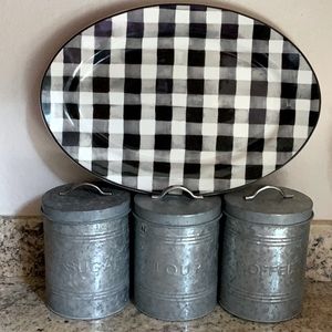 Buffalo checked serving platter
